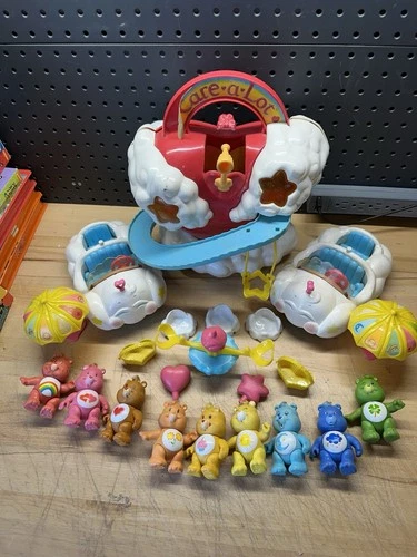 Huge Vintage Care Bears Lot CARE-A-LOT PLAYSET Carrying Case 2 Cars & 9 Figures