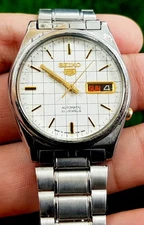 Vintage of Seiko 5 Automatic 21 Jewels Men Watch Day Date Japan Made S736 Machin