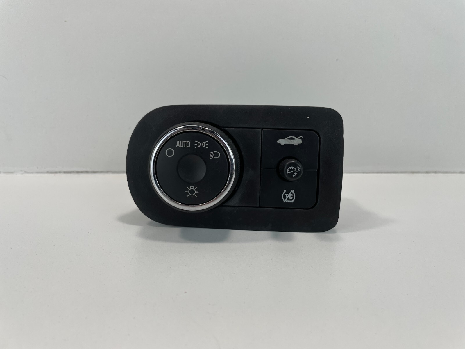 20062011 CHEVROLET IMPALA TRUNK RELEASE HEADLIGHT DIMMER CONTROL