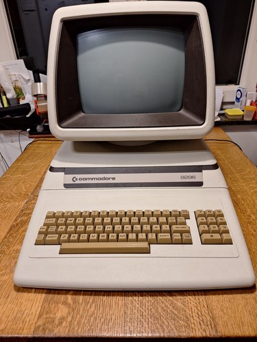 Commodore CBM 8296 - Verzamelaars Object - Photo 2/24