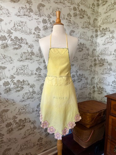 Vintage 50s Mexico Embroidered Apron Tie Waist Full Apron Floral Appliques Retro