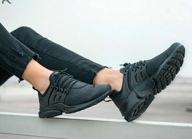 nike air presto triple black womens