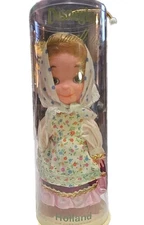 Disneyland Small world Holland Doll