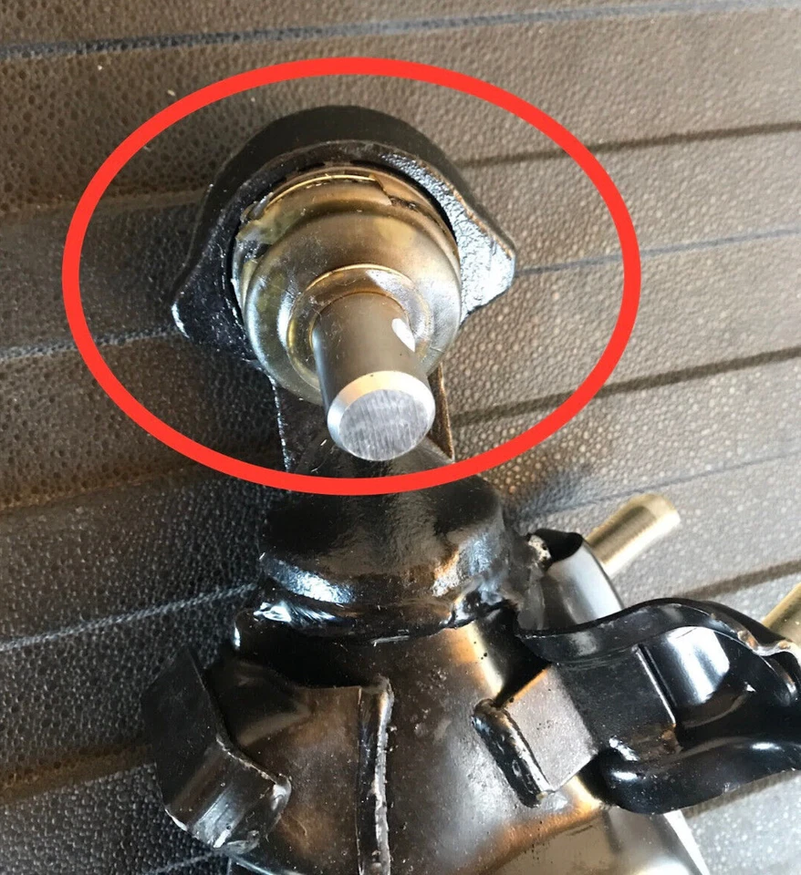 Flennor Front LH Lower Control Arm - FL457G - For MBZ 190E / 260E / 300CE & More - Image 3 of 4