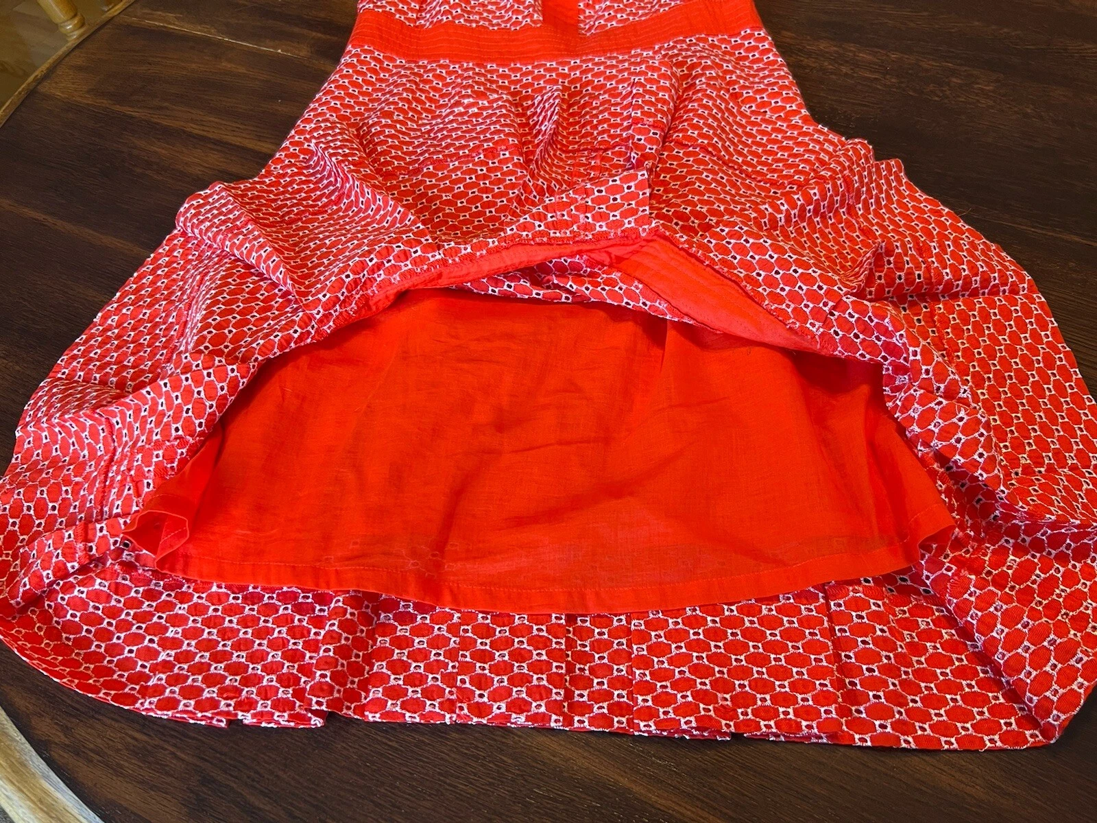 Abito donna Tory Burch Berdine con occhielli taglia 6 rosso senza maniche foderato a cuore