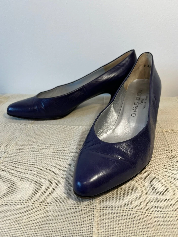 Zapatos de salón Charles Jourdan Paris para mujer-8 de cuero púrpura oscuro vintage hechos en Francia Foto 4 de 4