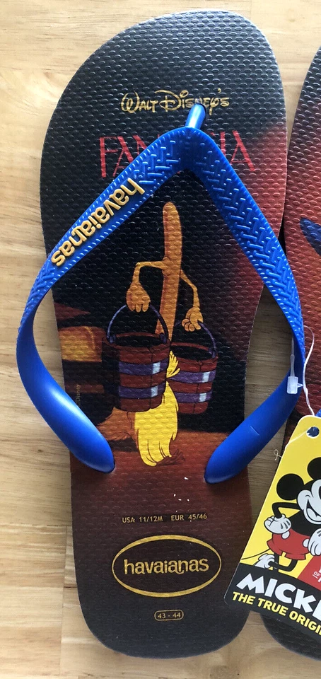 Chanclas raras de colección Disney Fantasia Sorcerer 90th Mickey Havaianas 11/12M Foto 3 de 4