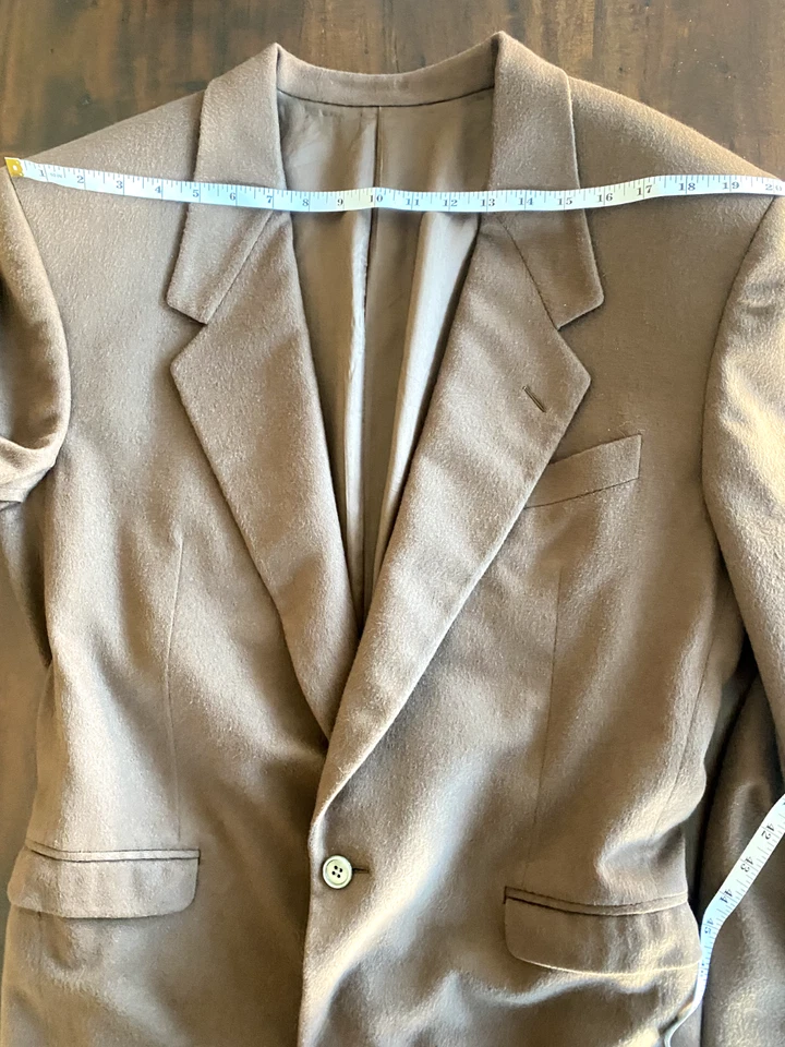 Casaco esportivo CANALI Pure CASHMERE 40 R marrom ITÁLIA fino atlético 50 UE - Imagem 4 de 4