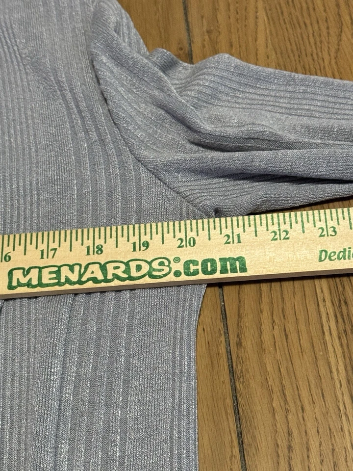 Cárdigan UMGEE Plumero Aberturas Laterales Color Gris Acanalado Boho Hippie Mediano Foto 4 de 4