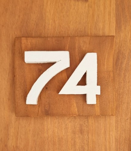 MADERA HECHA A MANO CASAS NÚMEROS PLACAS ECOLÓGICAS Y MADERA RECUPERADA CUALQUIER TAMAÑO - Imagen 10 de 13