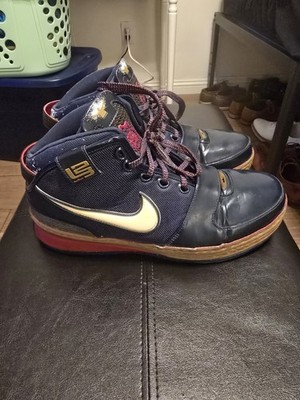 Size 11.5 - Nike Zoom LeBron 6 Chalk Lebron James Basketball Shoes Rare