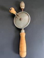 Vintage Hand-Crank Drill With Wooden Handle & Steel Chuck