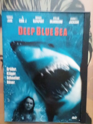 DVD ACTION   DEEP BLUE SEA .TOP