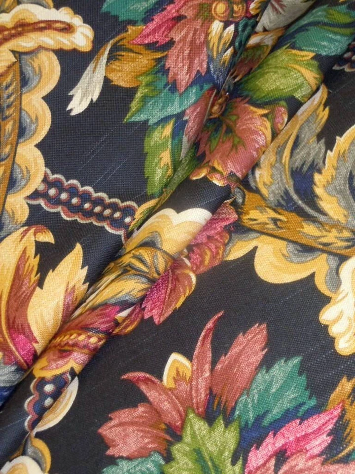 Tela réplica vintage Kravet negra floral Odyssey Foto 4 de 4