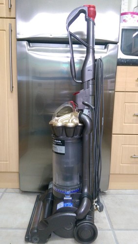 Dyson DC27 Animal 1 Year Warranty Refurbished Upright Vacuum Cleaner - Picture 7 of 8