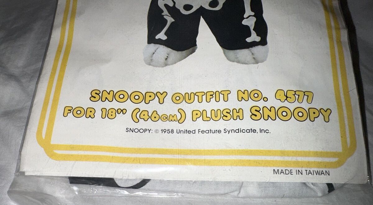 Vintage Snoopy 1958 United Feature Syndicate Snoopy Outfit Vintage Snoopy 1958 United Feature Syndicate Snoopy Outfit