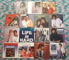 15 RECORDS 1980S POP LOT 45 + PICTURE SLEEVES LIONEL RICHIE HUEY LEWIS TIMBUK 3