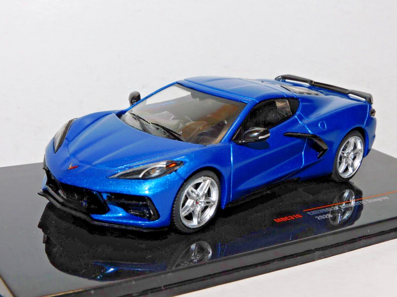 IXO CHEVROLET CORVETTE STINGRAY 2020 METALLIC BLUE 1/43 MOC316