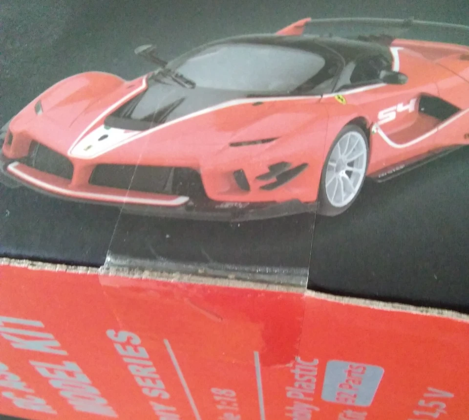 Rastar Car Kit Build Your own RC Car Ferrari FXX K Evo  2.4Ghz 72pcs 1:18 scale - Image 3 of 4