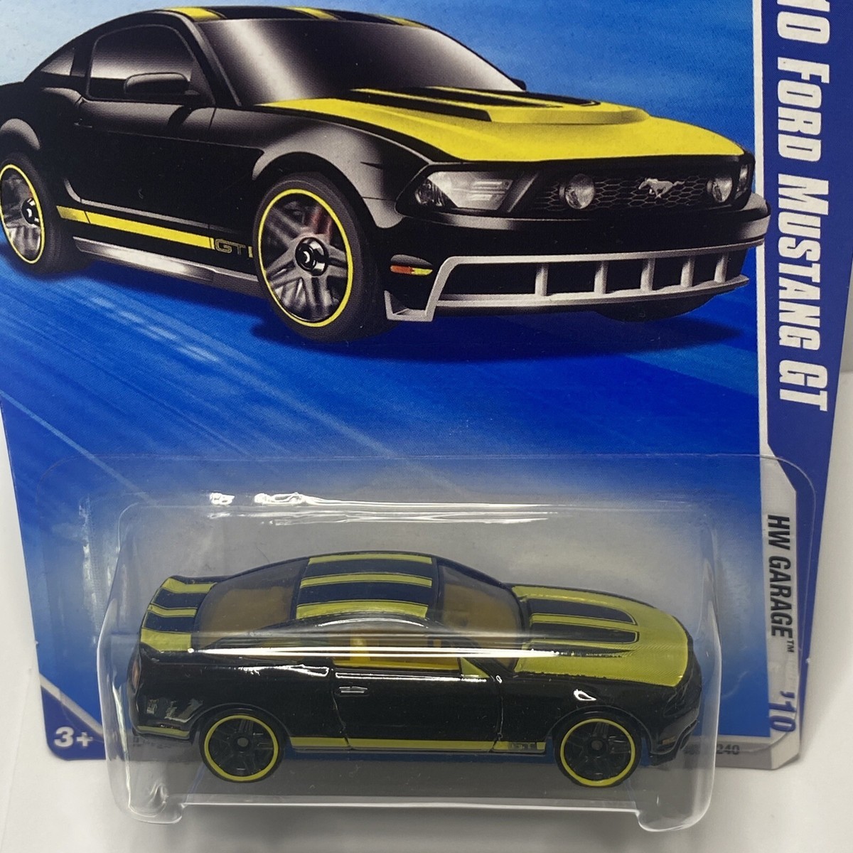 スポーツトイ・アクショントイ Mustang G5 18K Gold Plate AFX Mega-G+ Mustang GT500H 2022 Black/Gold HO Slot Car - BRS Hobbies