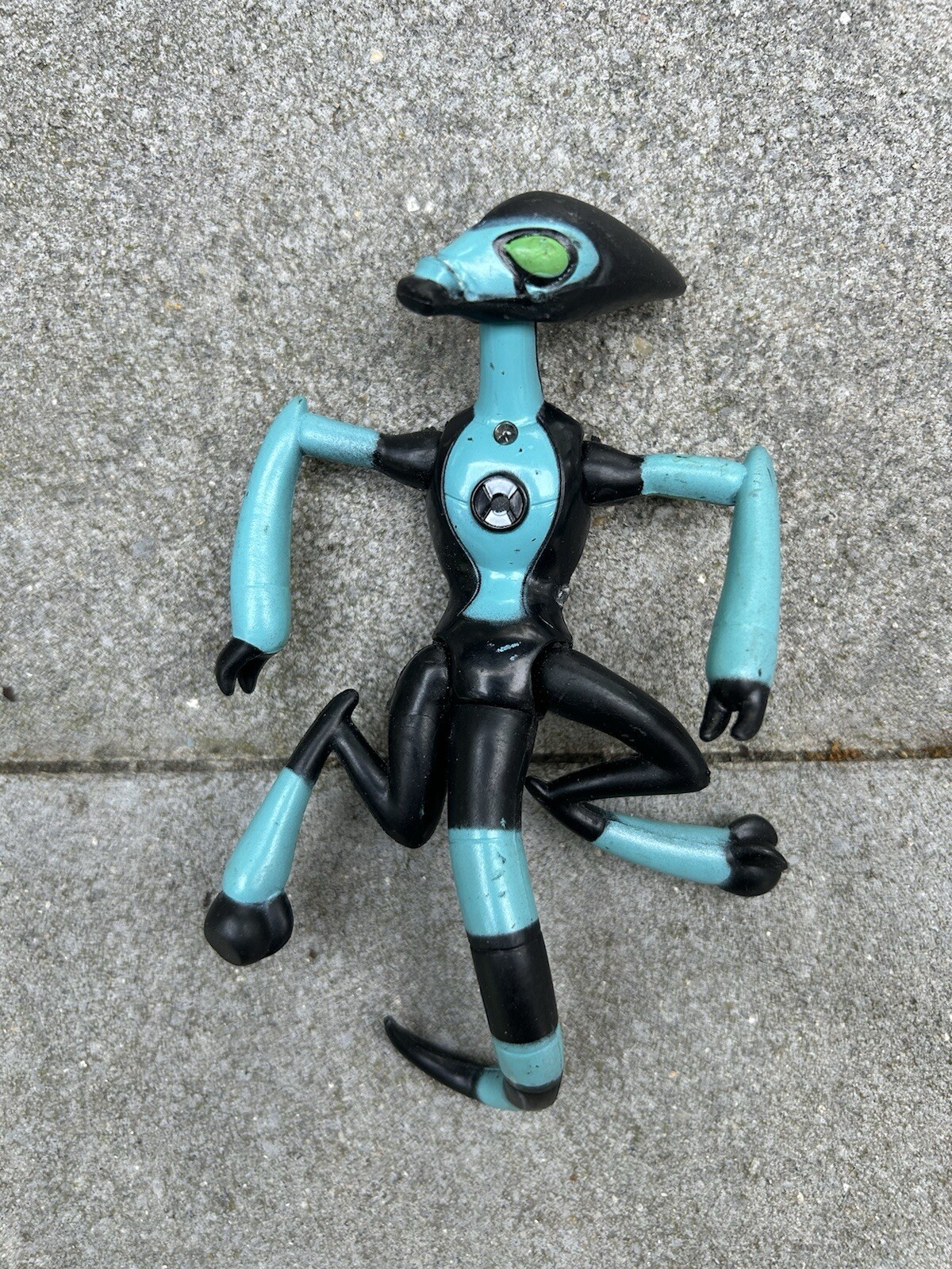 2017 Playmates Toys BEN 10 DNA Alien Heroes XLR8 Action Figure Blue Cartoon