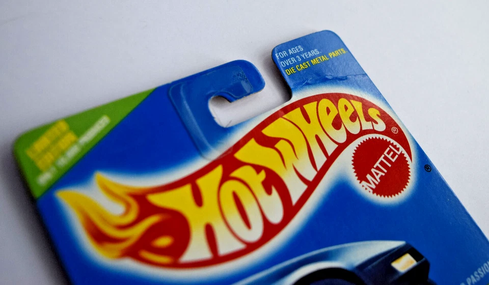 Hot Wheels 1995 Treasure Hunt Series Gold Passion 1/10000. VHTF con RR Foto 4 de 4