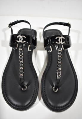 Chanel 22C Black Patent Silver Chain CC Logo Mule Slide Flat Thong
