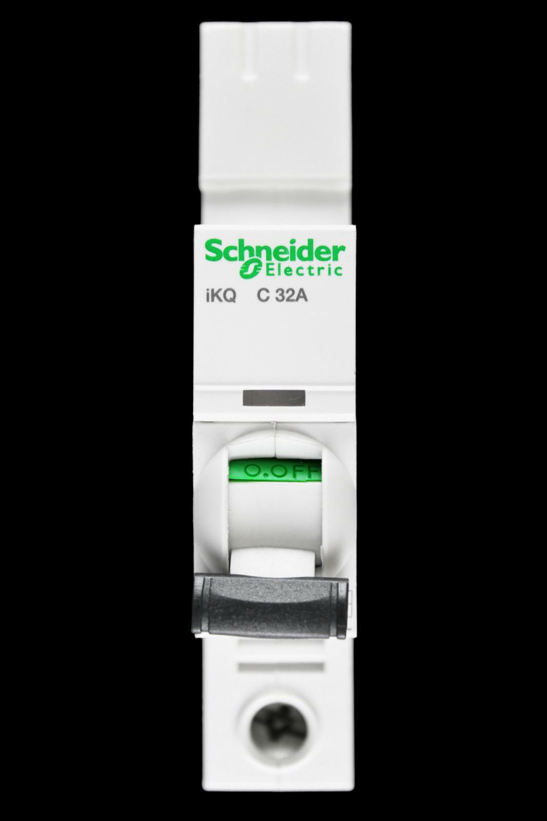 SCHNEIDER 32 AMP CURVE C 10kA MCB CIRCUIT BREAKER IKQ A9F57132