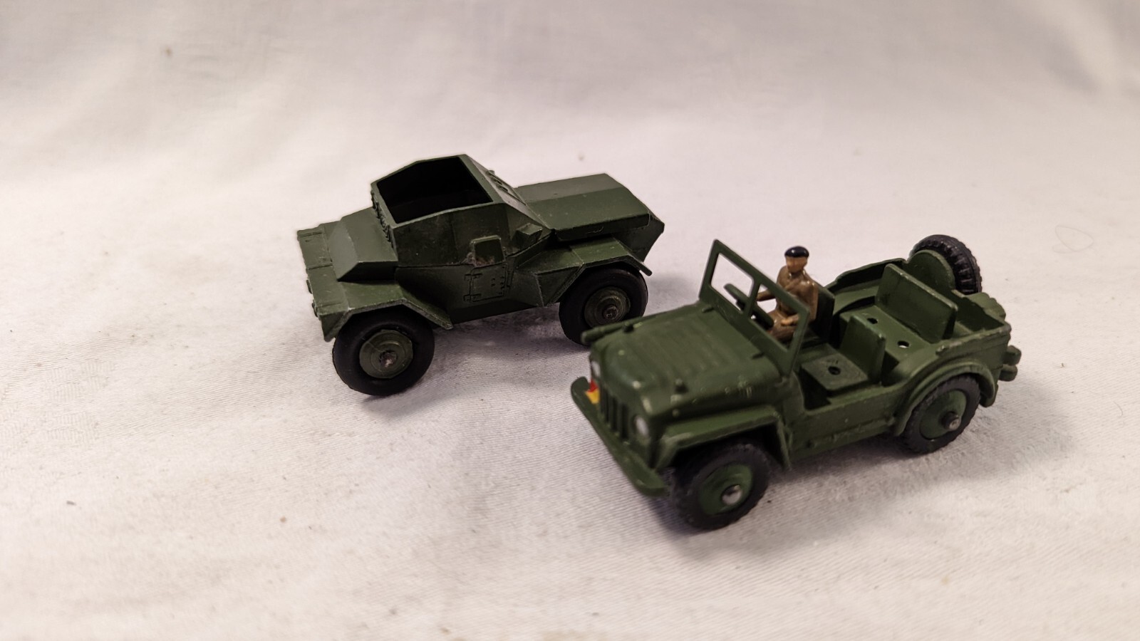 Dinky 674, Austin Champ - Free Price Guide & Review