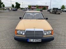 Mercedes-Benz 200D W124