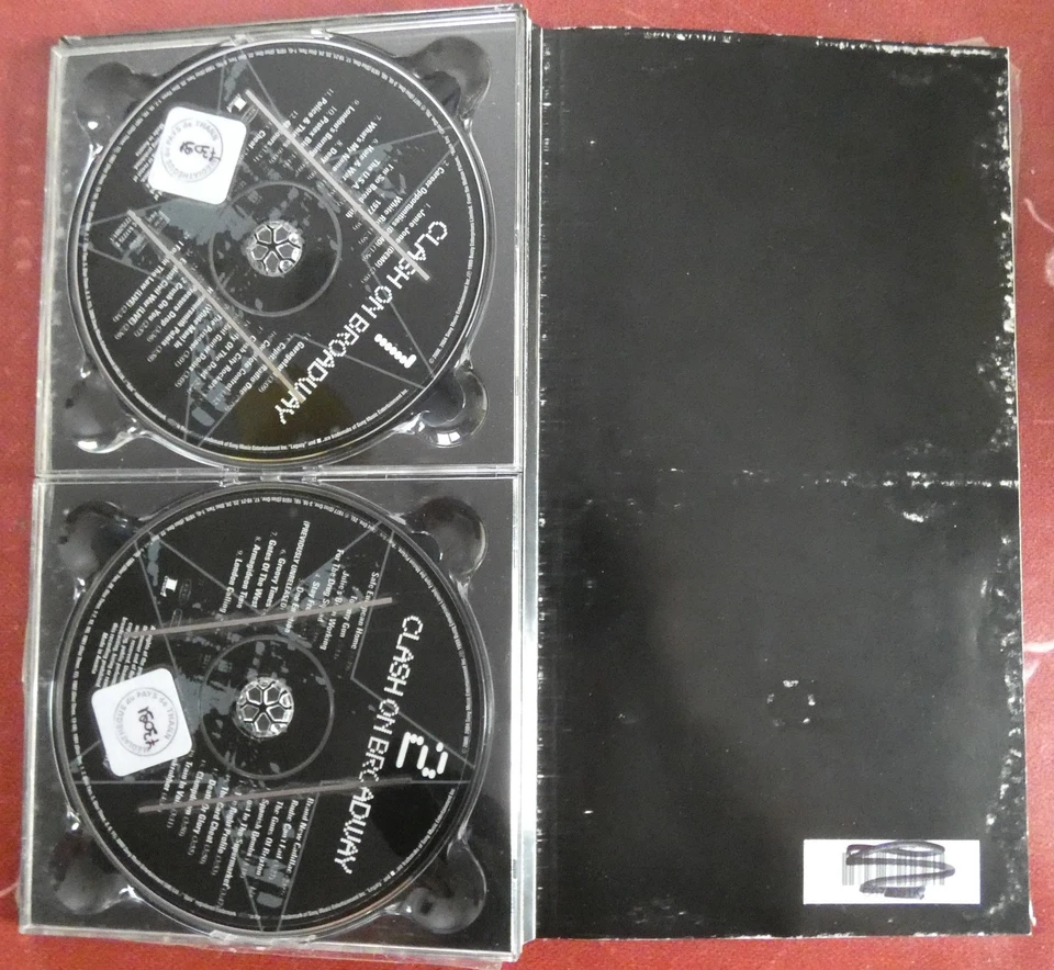 Longbox Clash on Broadway. Sony music entertainment inc 2004. 3 CD + 1 livret - Photo 2/4