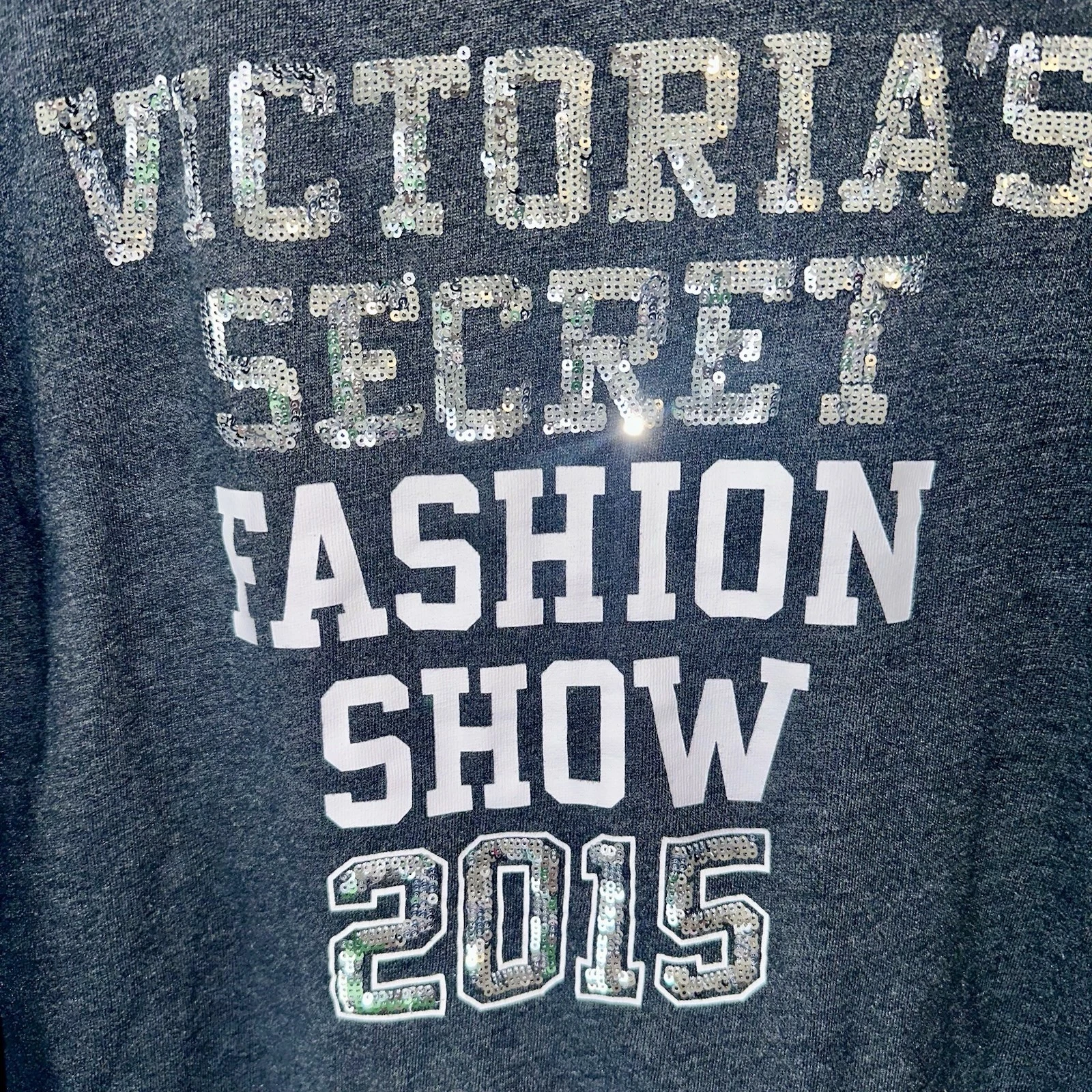 UNDERCOVER Giacca con zip intera Y2K Victoria’s Secret Bling 2015 sfilata di moda New York!
