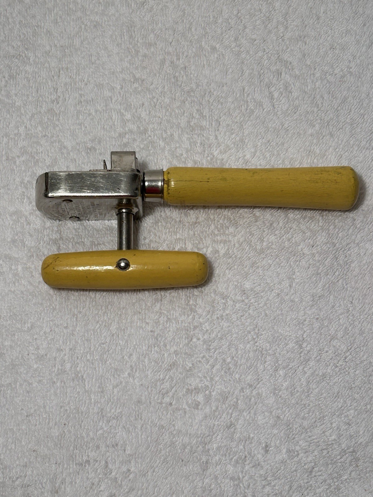 Antique 1920’s Edlund Junior No. 5 Yellow Hand Crank Can Opener U.S.A. Made