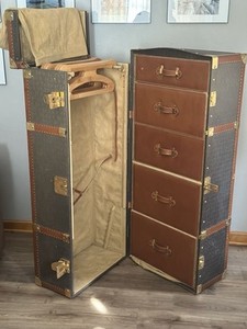 GUUCI "Savoy" Large Standing 5-Drawer Wardrobe Trunk Vintage Luggage Home Decor