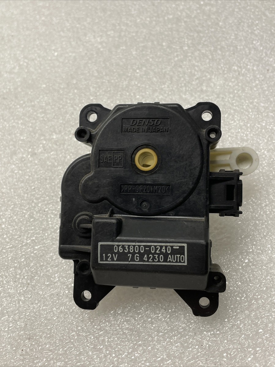 2004 - 2009 TOYOTA PRIUS AC HEATER MOTOR ACTUATOR OEM 063800-0240