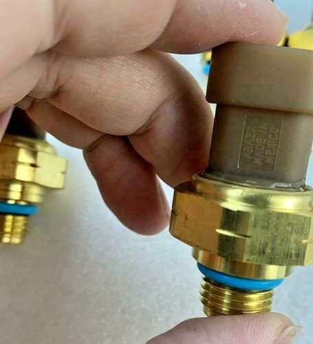 SENSOR DE PRESIÓN CUMMINS 4921493 3330141 / 4921493 - Imagen 7 de 7