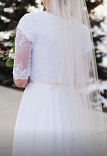 wedding veil with comb