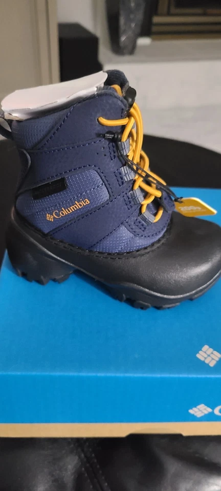 Columbia Toddler Boy Rope Tow Winter Boots Size 8 - Image 3 of 4