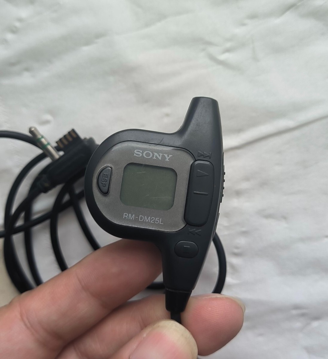 Genuine SONY Remote Control RM-DM25L For Sony Discman D-365 D-475