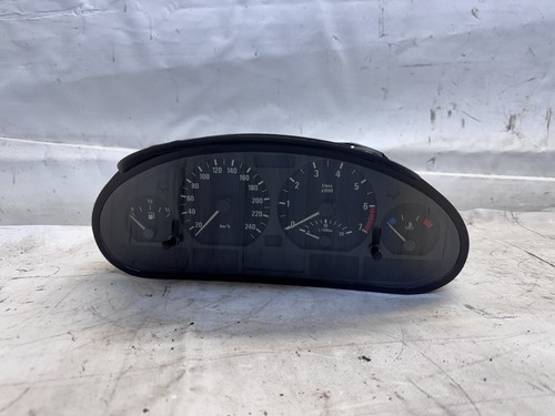 BMW 3er E46 Tacho Speedometer Kombiinstrument Benziner Schalter 6902362