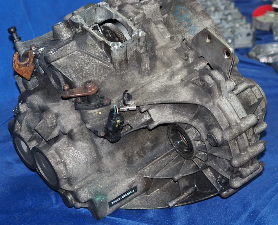 2008-2015 Smart ForTwo 5 Speed Getrag Automated Manual Transmission 102K Mi OEM - Image 4 of 4