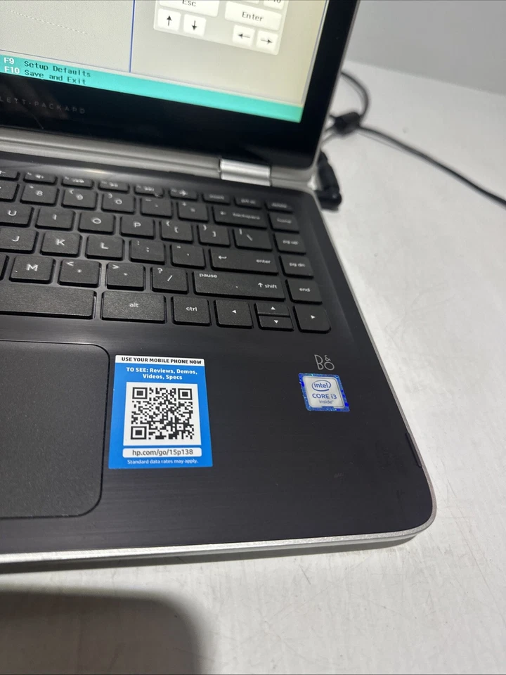 HP Pavilion x360 Convertible 13" i3-6100u 4gb Sin Unidades Botas Bios Pantalla Grieta Foto 3 de 4