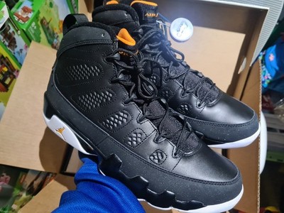 NEW Nike Air Jordan 9 IX Black Citrus 2010 Authenticated Size 10.5  302370-004 