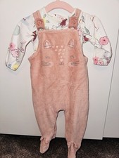 Baby Girl Outfit – Dungarees & Long-Sleeve Bodysuit (3–6 Months)