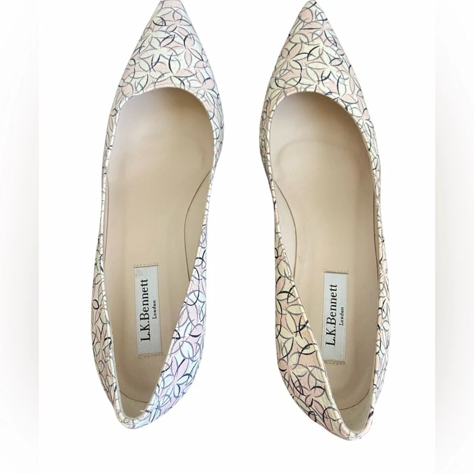L.K Bennett Floral Puntera Punta Tacones Talla 38.5 (8.5 EE. UU.) Pétalo Rosa Pastel Foto 2 de 4