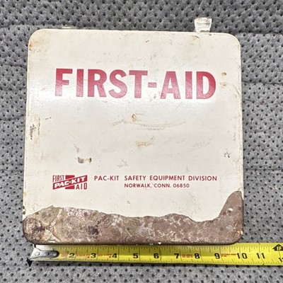 Pac-Kit Metal First Aid Box Industrial Wall Mountable Handle White Square Medium