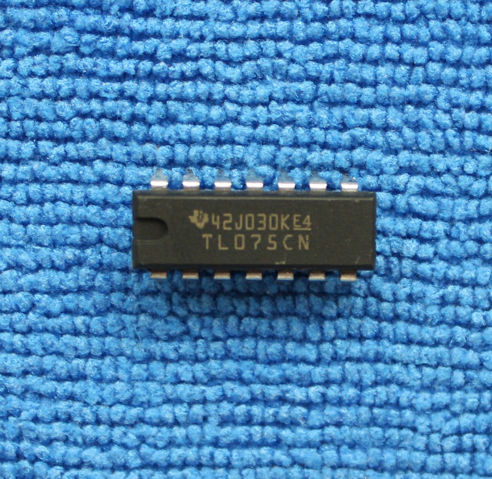 Amplificatore Operativo Quad Generico TL075CN DIP - 1 Pezzo, Nuovo, Made In China