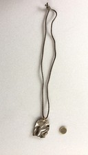 SUPERBE PENDENTIF "DELPHINE NARDIN PARIS" EN ARGENT STERLING/ CORDON/ VINTAGE