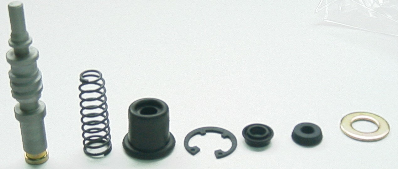 Kit réparation maître-cylindre frein AV Suzuki RM 80 pièce MSB305 81600305