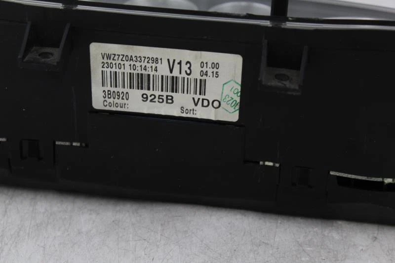 Speedometer Cluster 97K Miels 160 MPH Fits 2001-2002 VOLKSWAGEN PASSAT OEM 28093 - Image 3 of 4